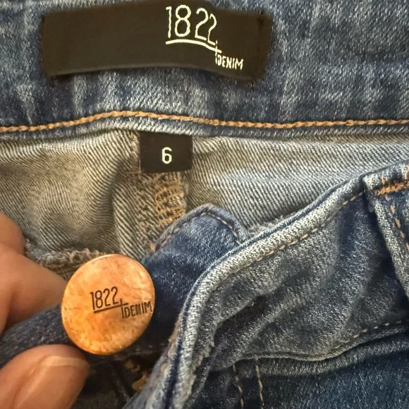 1822 Denim Blue Jean Shorts with Distressed Frayed Hem - Picture 2 of 5